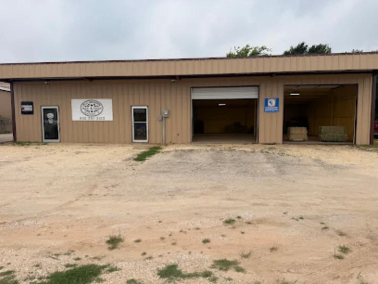 ALL AROUND HAY & FEED GRANBURY building